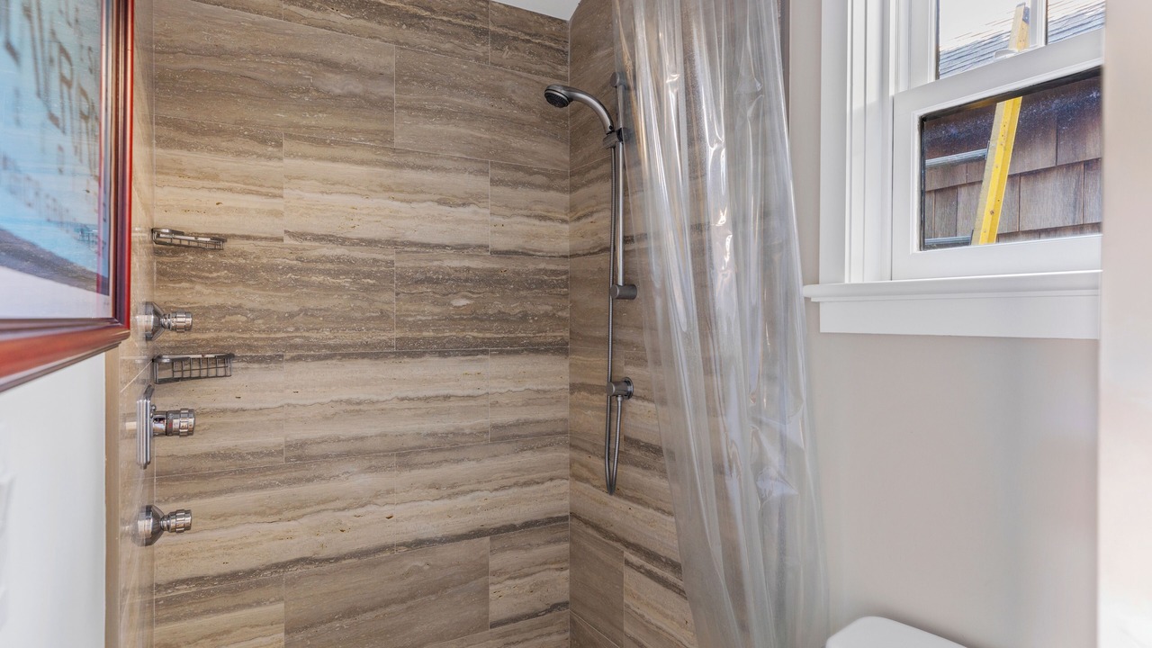 Photo of Bathroom in Amagansett North