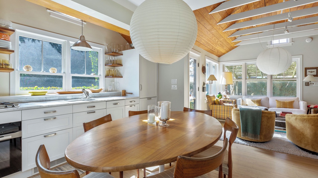 Photo of Kitchen in Amagansett North