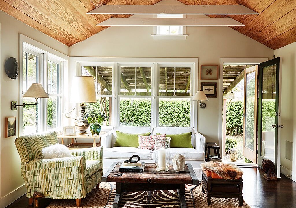 Photo of Livingroom in Amagansett North