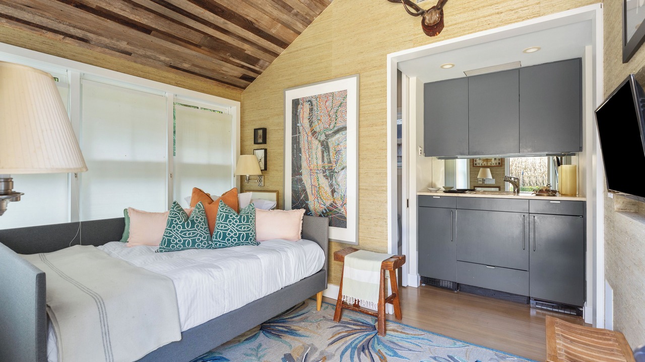 Photo of Bedroom in Amagansett North
