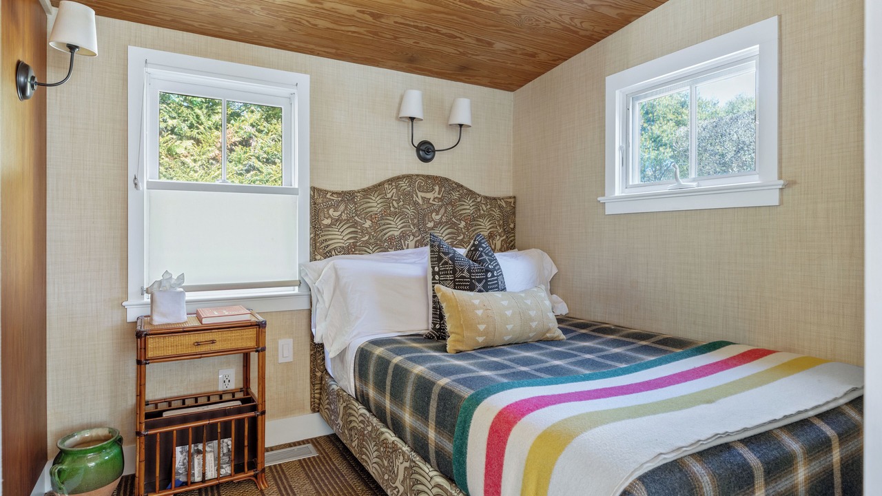Photo of Bedroom in Amagansett North