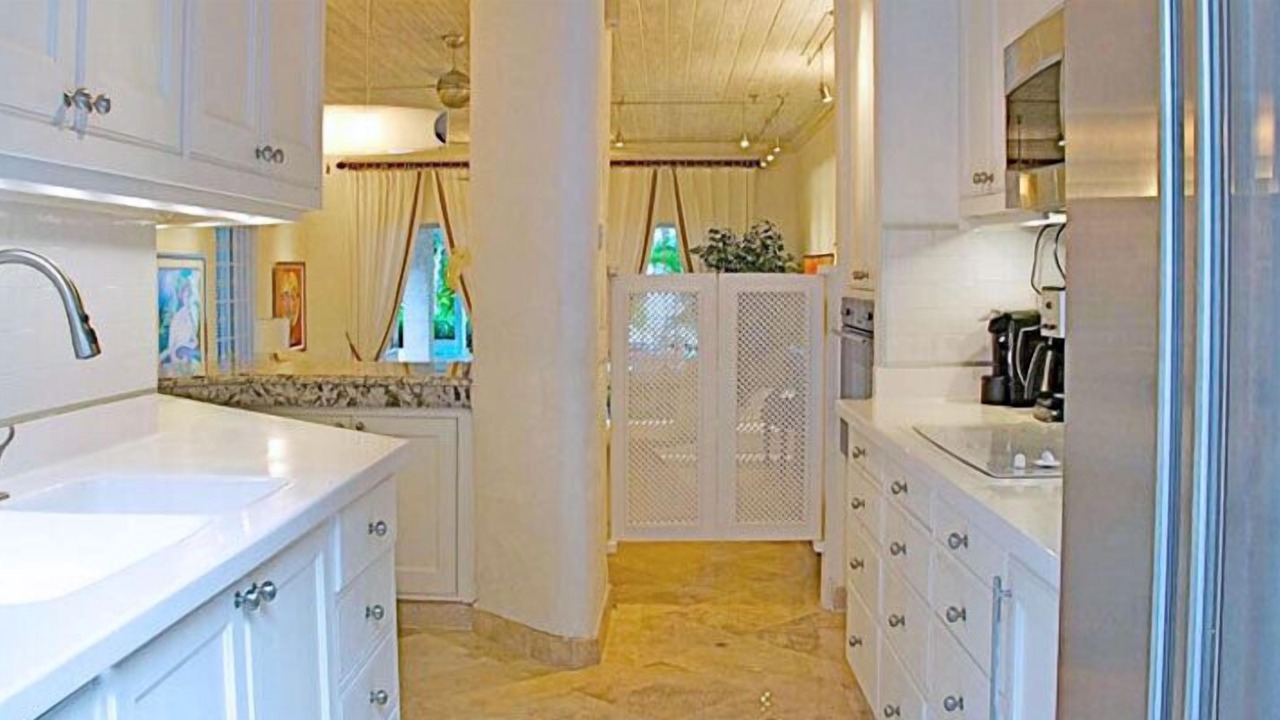 Photo of Kitchen in Gibbs Bay