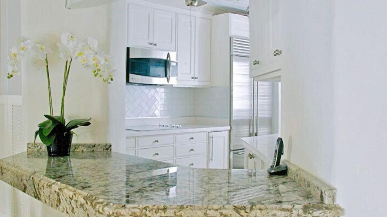 Photo of Kitchen in Gibbs Bay