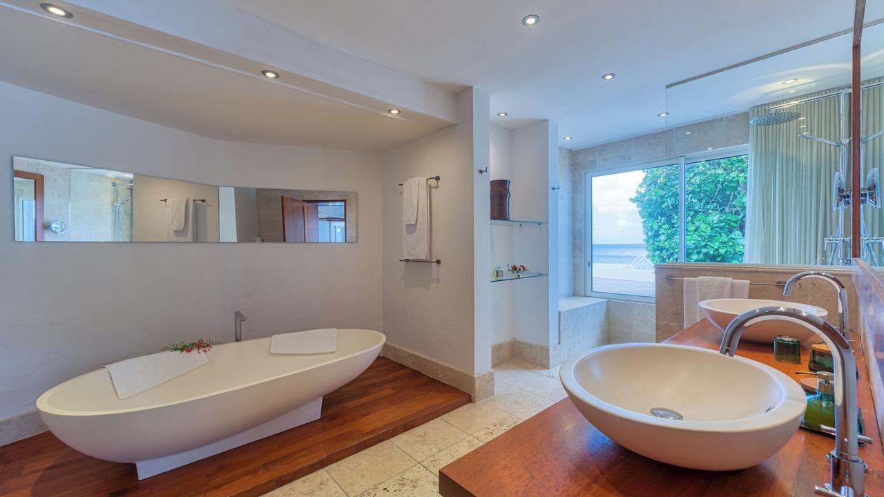 Photo of Bathroom in Grand Case