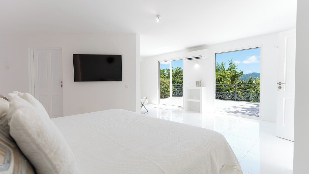 Photo of Bedroom in Nettle Bay