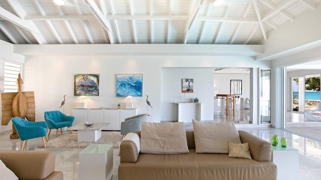 Photo of Livingroom in Plum Bay