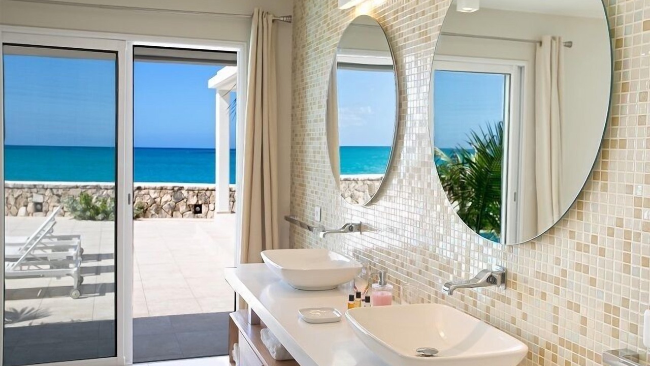 Photo of Bathroom in Plum Bay