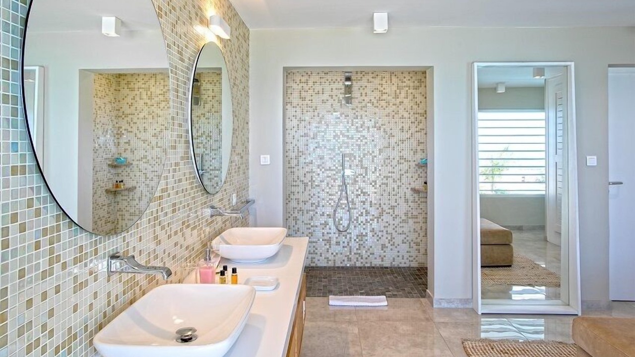 Photo of Bathroom in Plum Bay