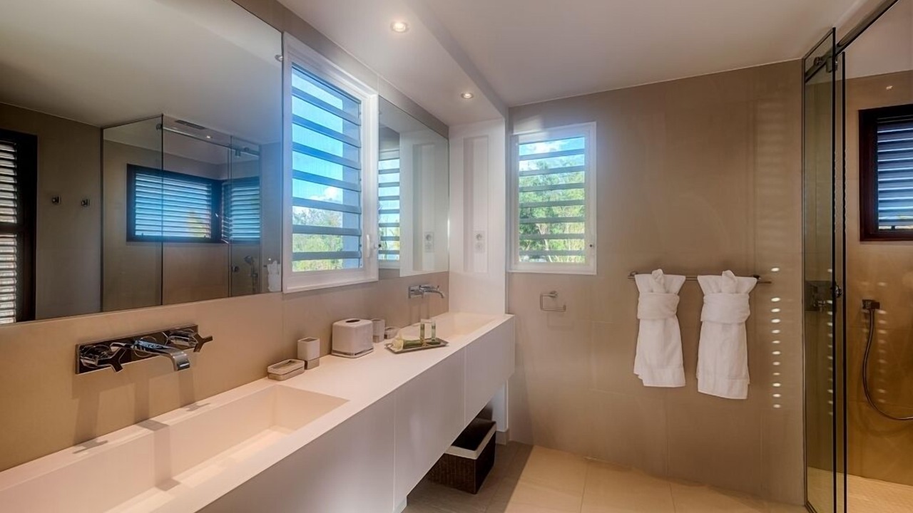 Photo of Bathroom in Plum Bay