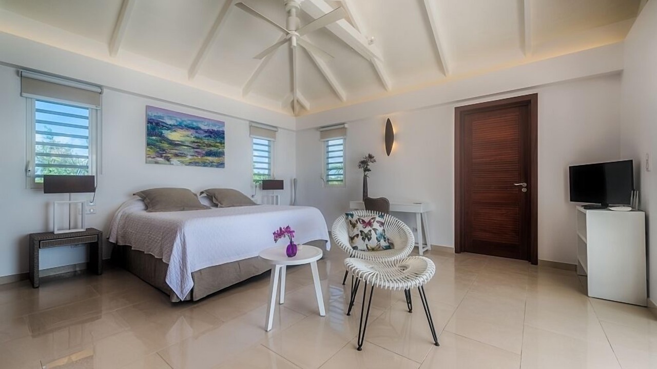 Photo of Bedroom in Plum Bay