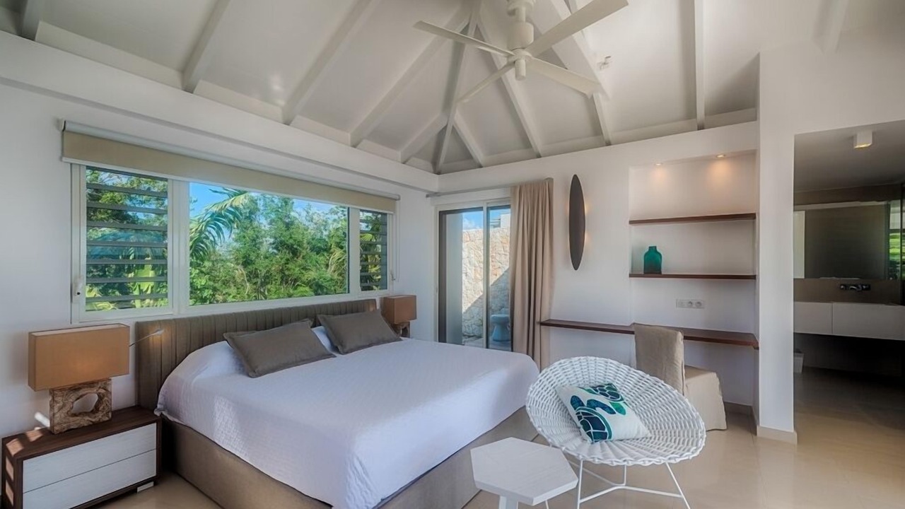 Photo of Bedroom in Plum Bay