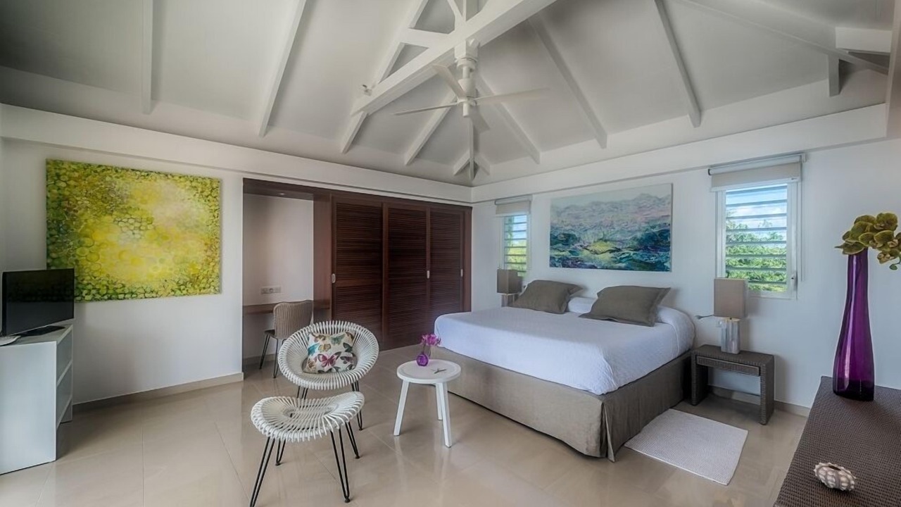 Photo of Bedroom in Plum Bay