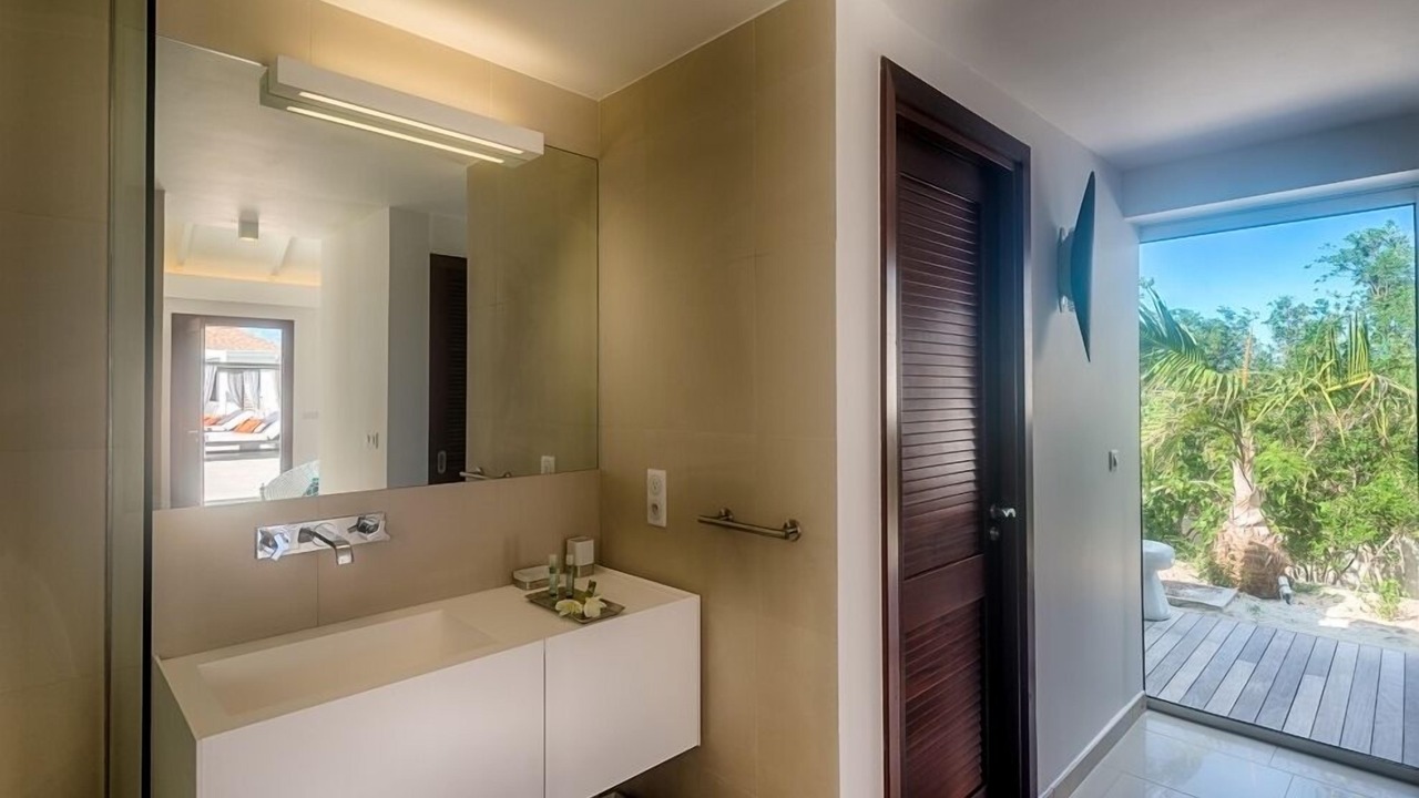Photo of Bathroom in Plum Bay