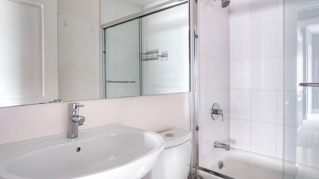 Photo of Bathroom in Lower Nob Hill