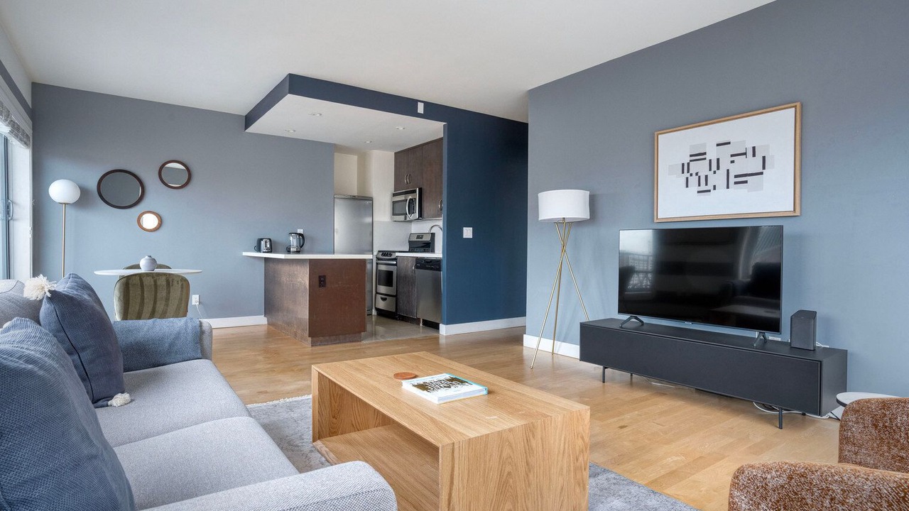 Photo of Livingroom in Lower Nob Hill