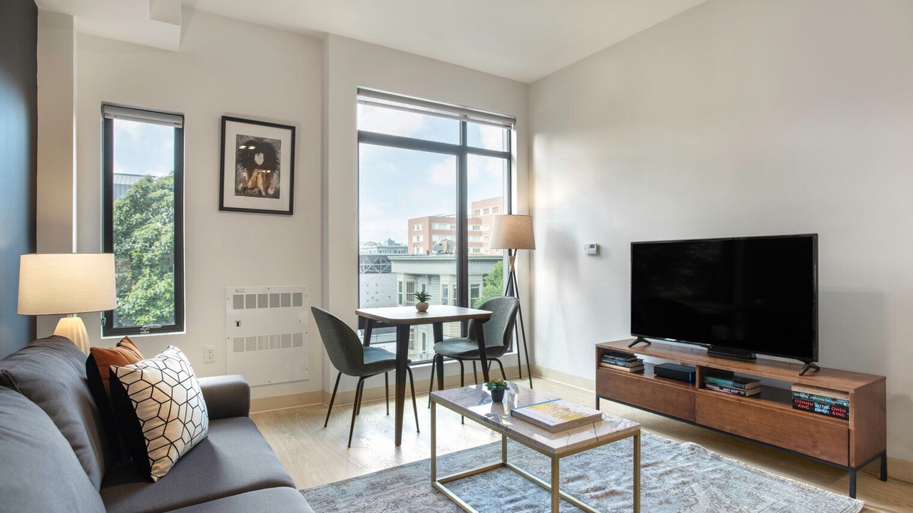 Photo of Livingroom in Civic Center