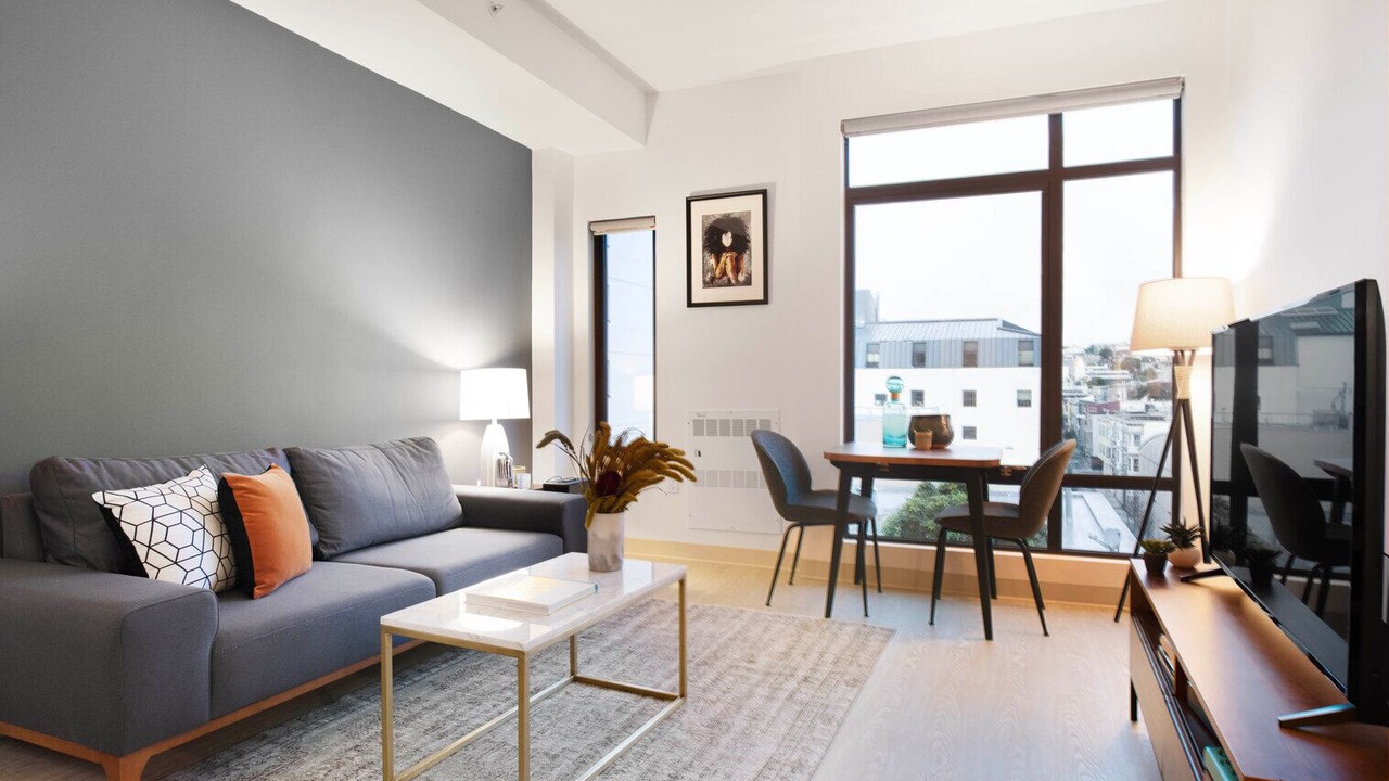 Photo of Livingroom in Civic Center