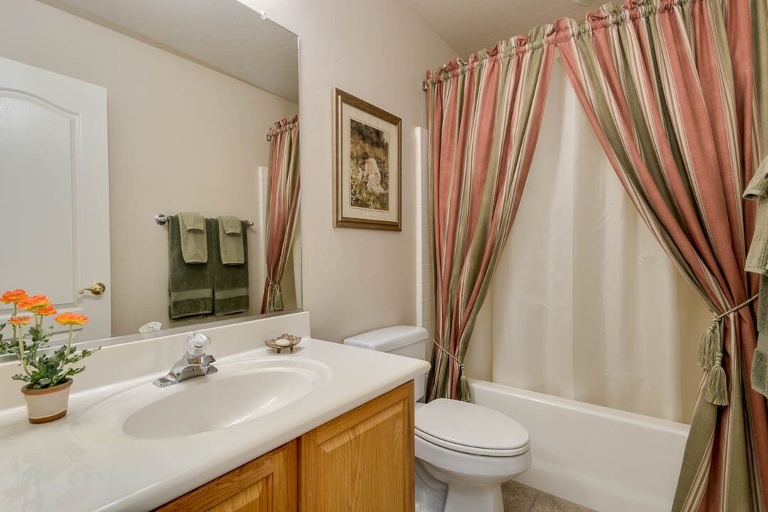 Photo of Bathroom in Alta Mesa