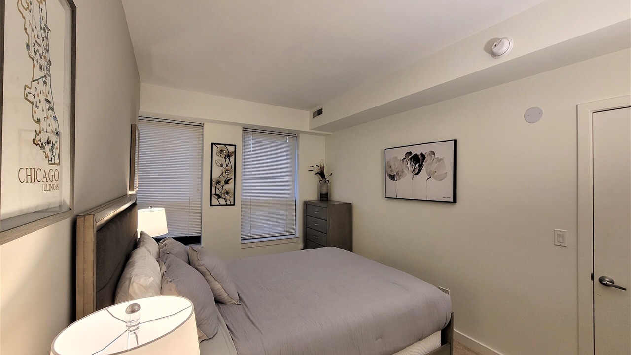 Photo of Bedroom in Evanston