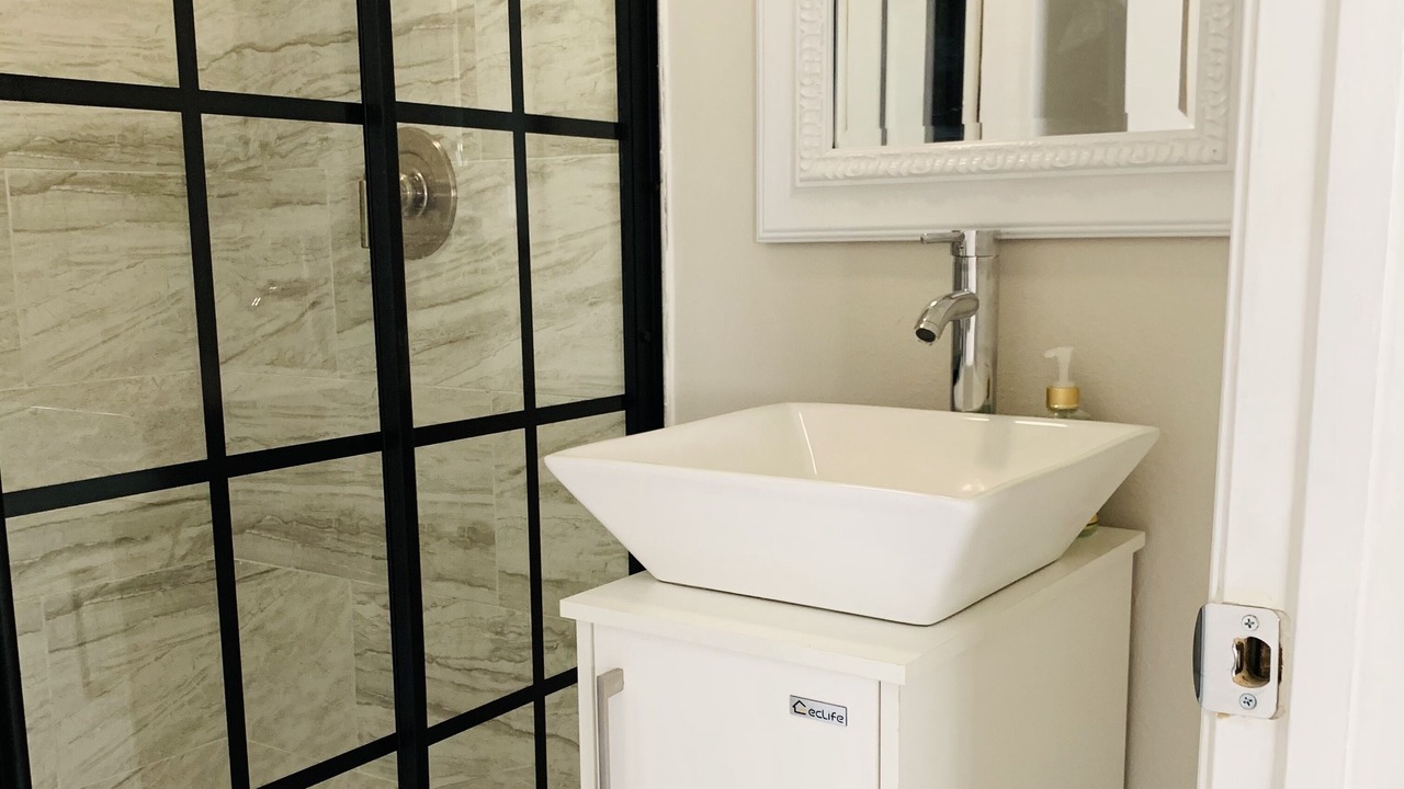 Photo of Bathroom in North Las Vegas