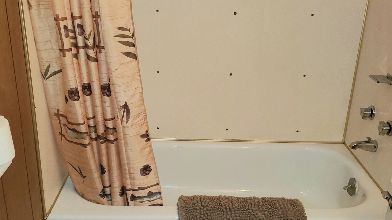 Photo of Bathroom in Luther
