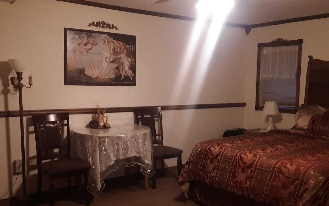 Photo of Bedroom in Pond Eddy