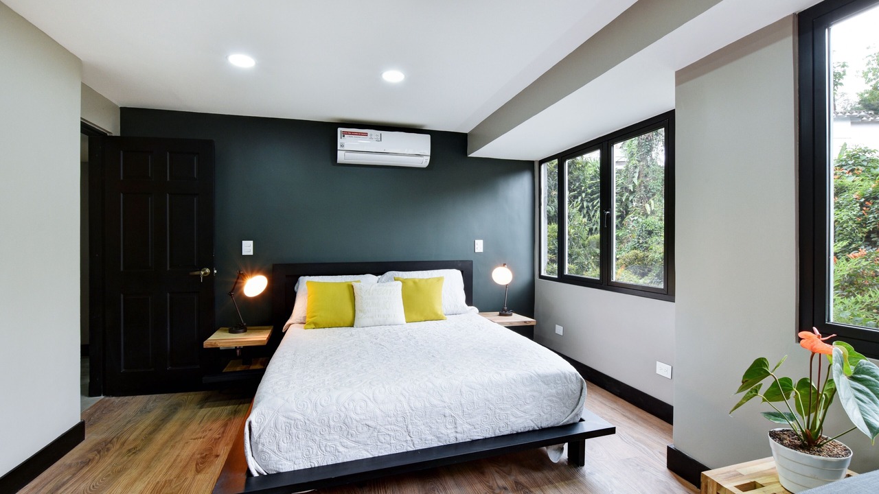 Photo of Bedroom in La Florida
