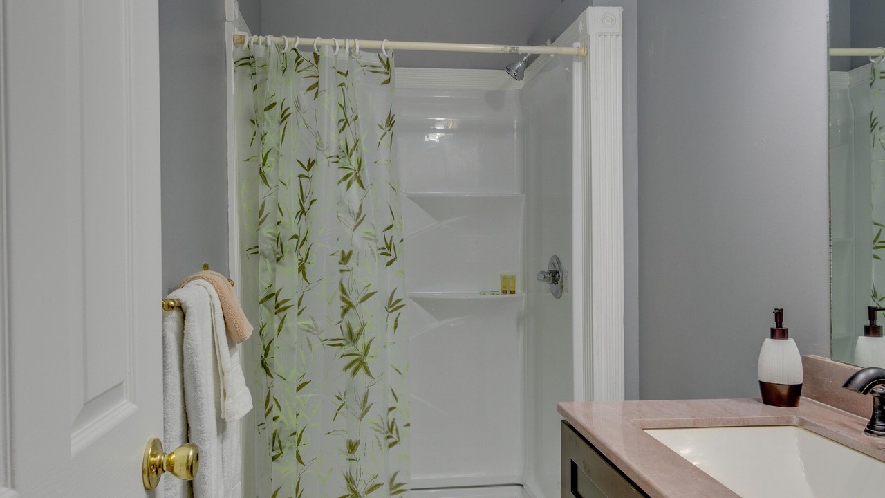 Photo of Bathroom in Brentwood