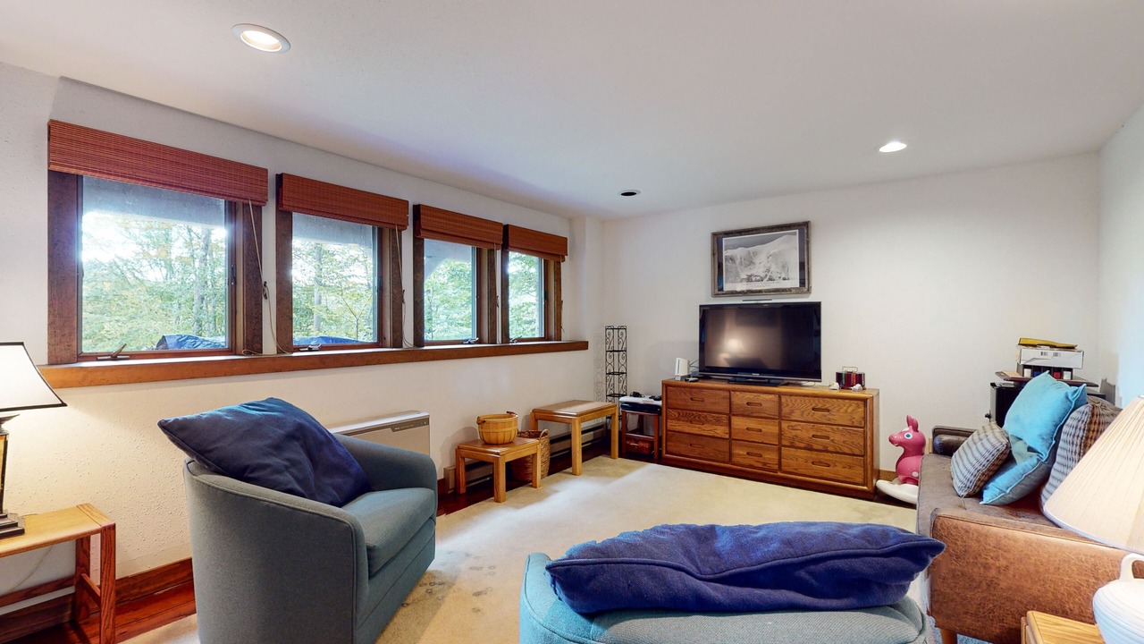 Photo of Livingroom in Plymouth