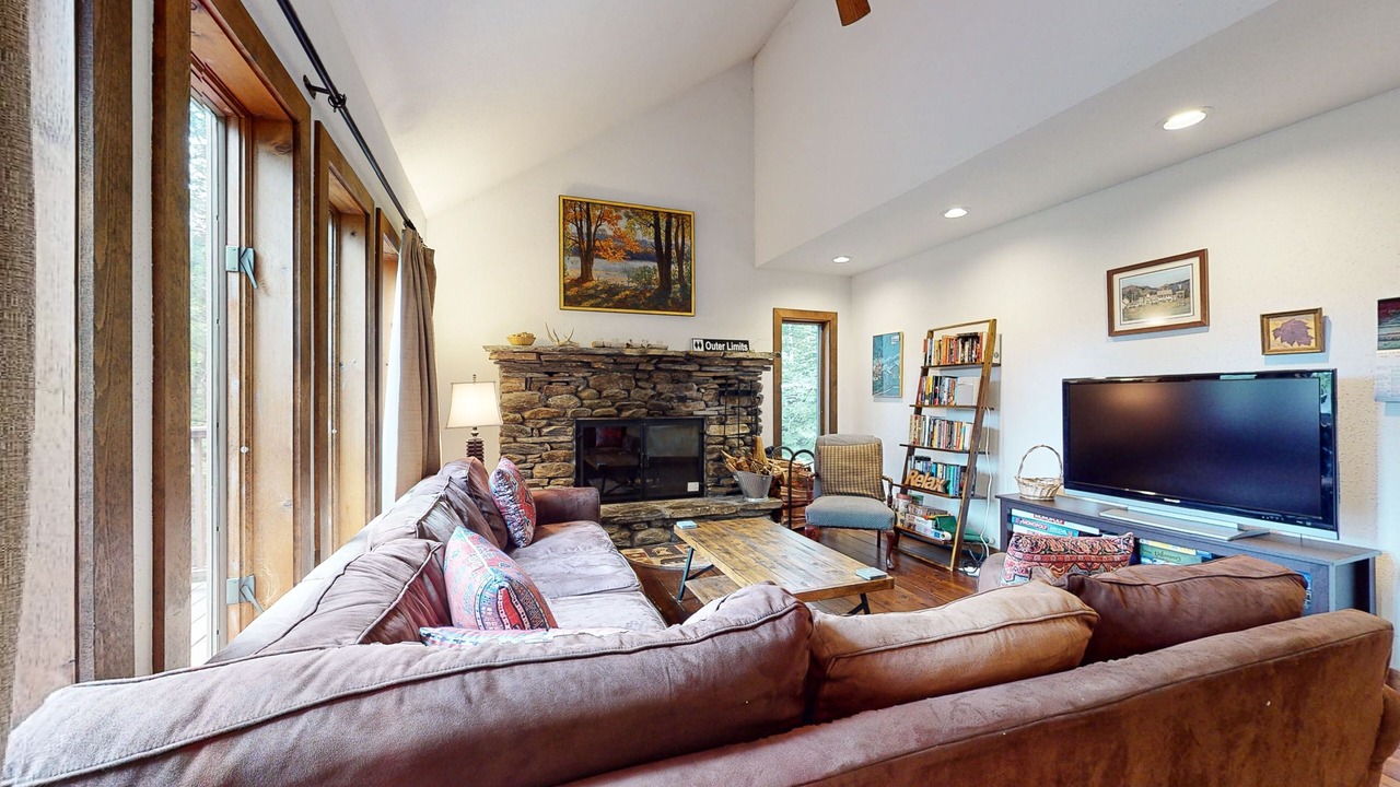 Photo of Livingroom in Plymouth