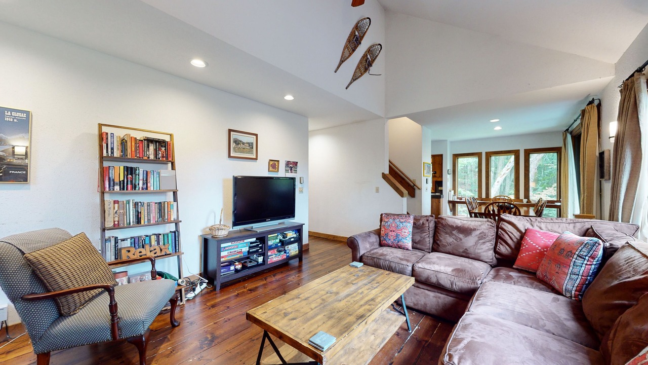 Photo of Livingroom in Plymouth