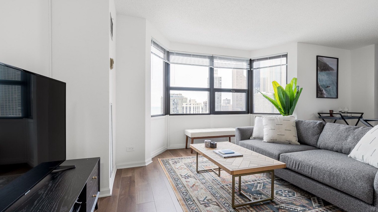 Photo of Livingroom in Rush and Division