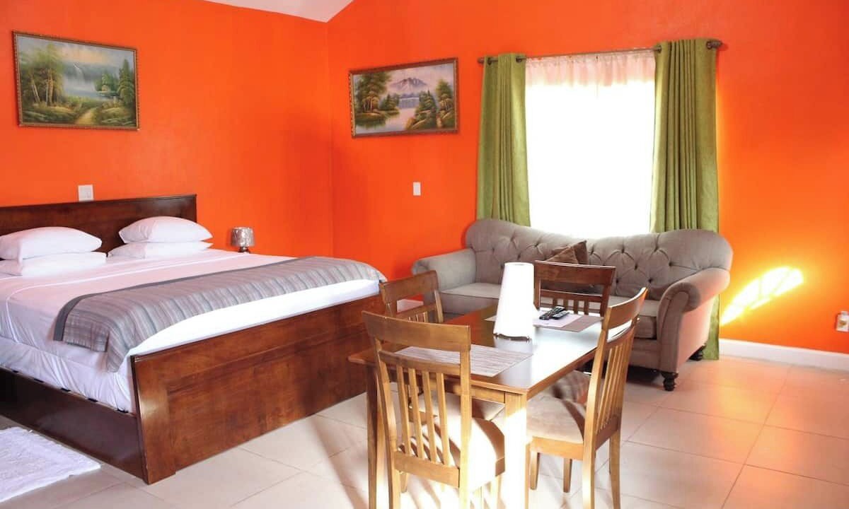 Photo of Bedroom in Leeward Settlement