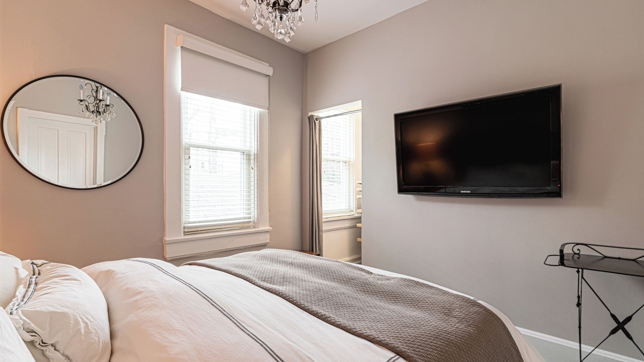 Photo of Bedroom in West Town