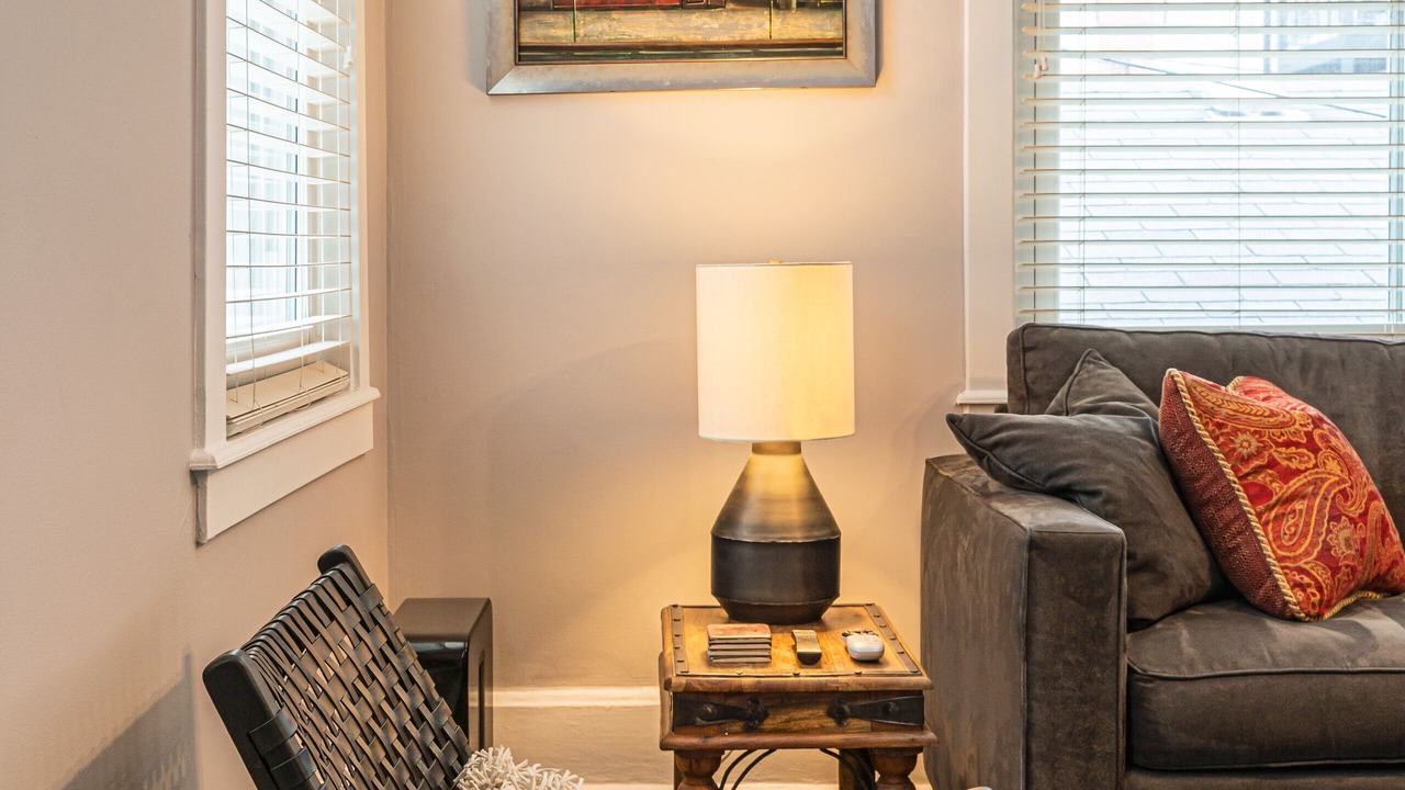 Photo of Livingroom in West Town