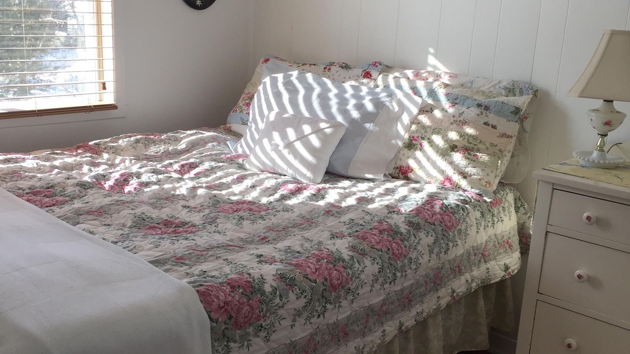 Photo of Bedroom in Eastman