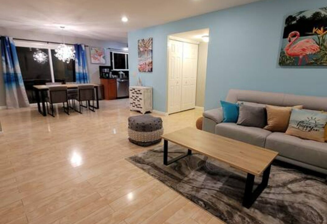 Photo of Livingroom in University South
