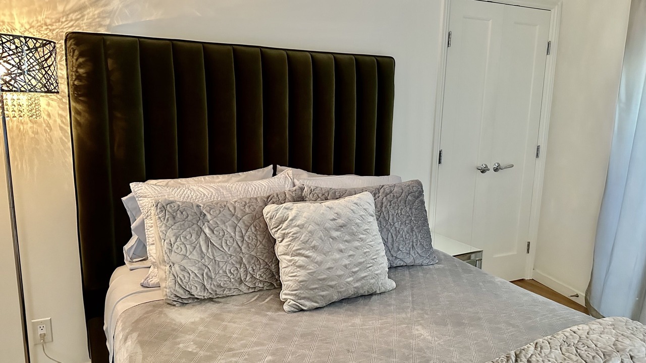 Photo of Bedroom in Eureka Valley