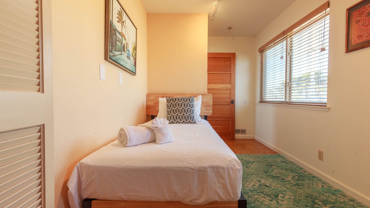 Photo of Bedroom in Pacifica