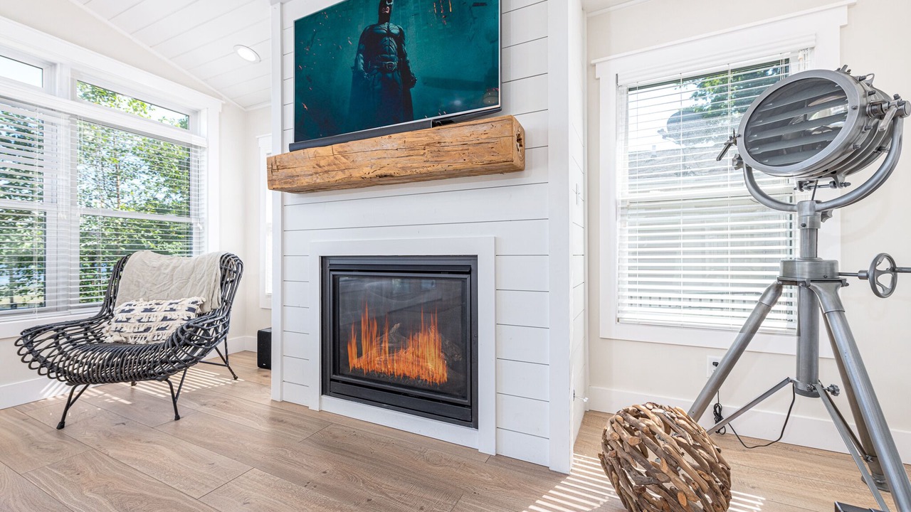 Photo of Livingroom in Lakeview