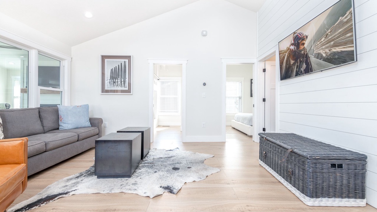 Photo of Bedroom in Lakeview
