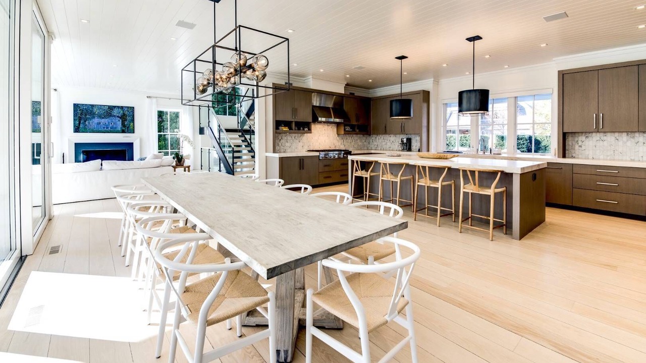 Photo of Others in East Hampton North