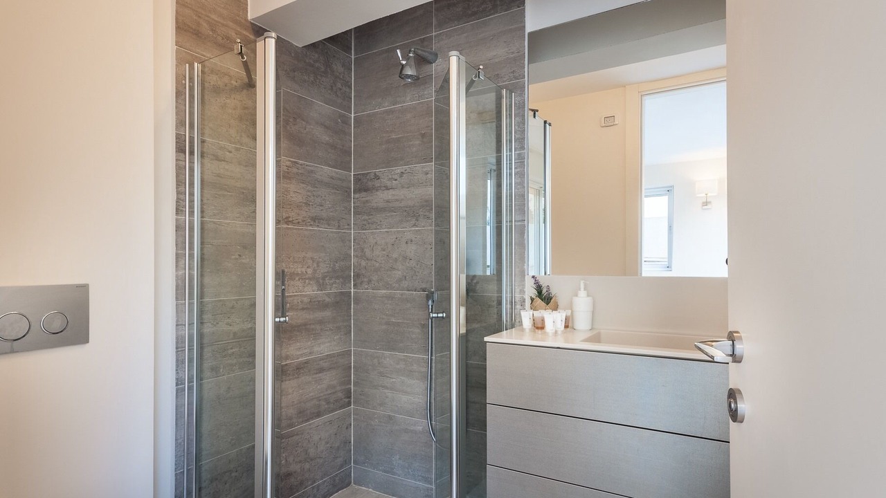 Photo of Bathroom in Herzliya Pituach