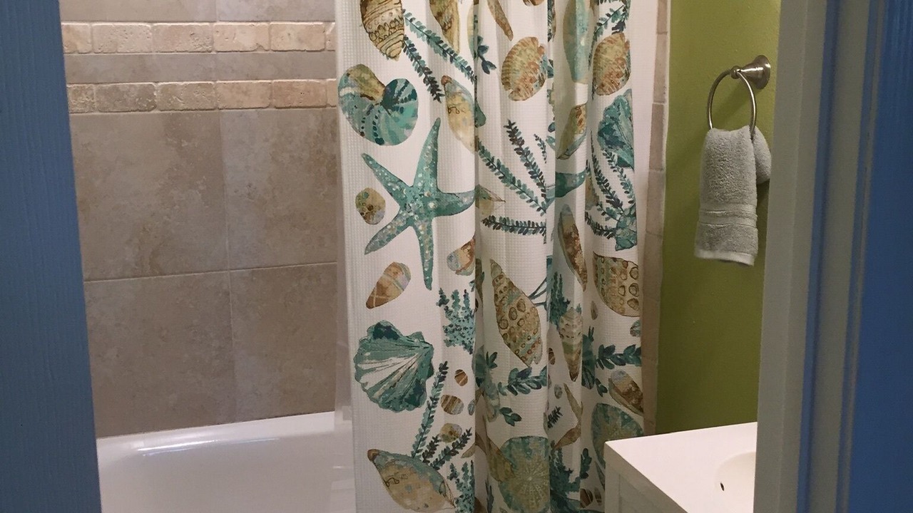 Photo of Bathroom in Hackberry