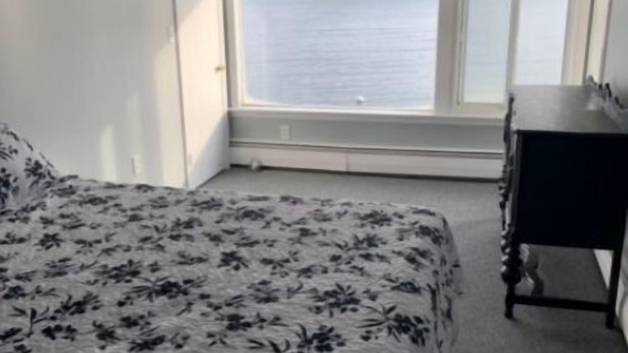 Photo of Bedroom in Westbrook Center