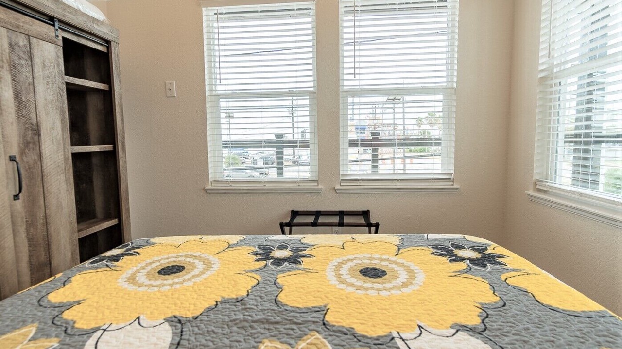 Photo of Bedroom in Galveston
