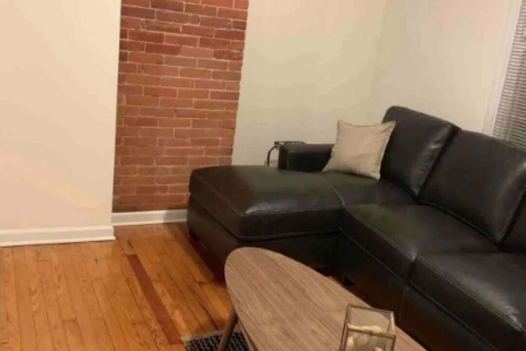 Photo of Livingroom in Mill River