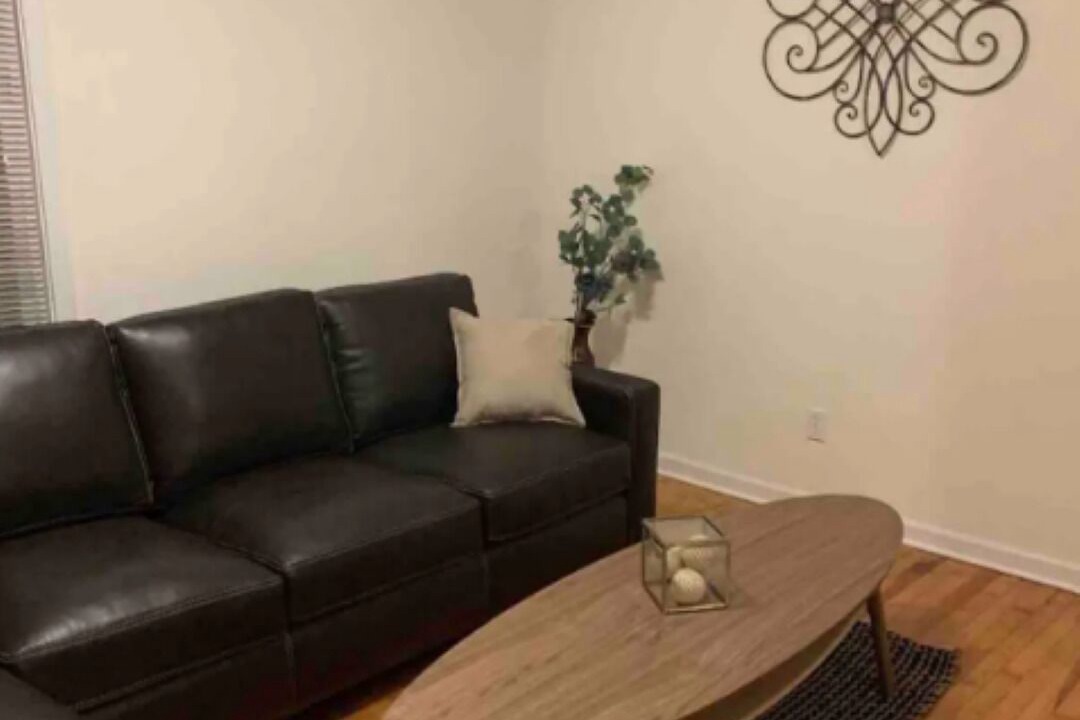 Photo of Livingroom in Mill River