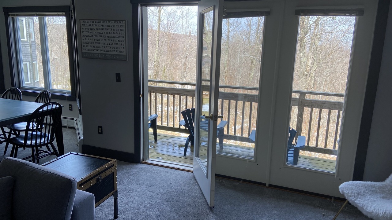 Photo of Patio Balcony in North Troy