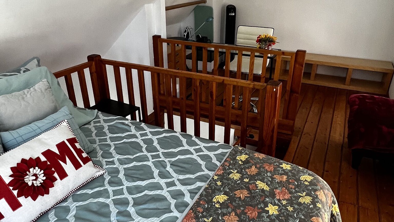 Photo of Bedroom in Burbank